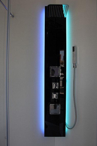 Хидромасажен панел TG030 Led